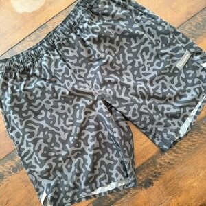Legends Luka Shorts Mens XL Gray Camo Athletic Microfiber Drawstring 9 Inseam
